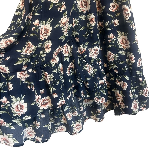 Band of Gypsies navy floral dress wrap around style - Picture 3 of 4